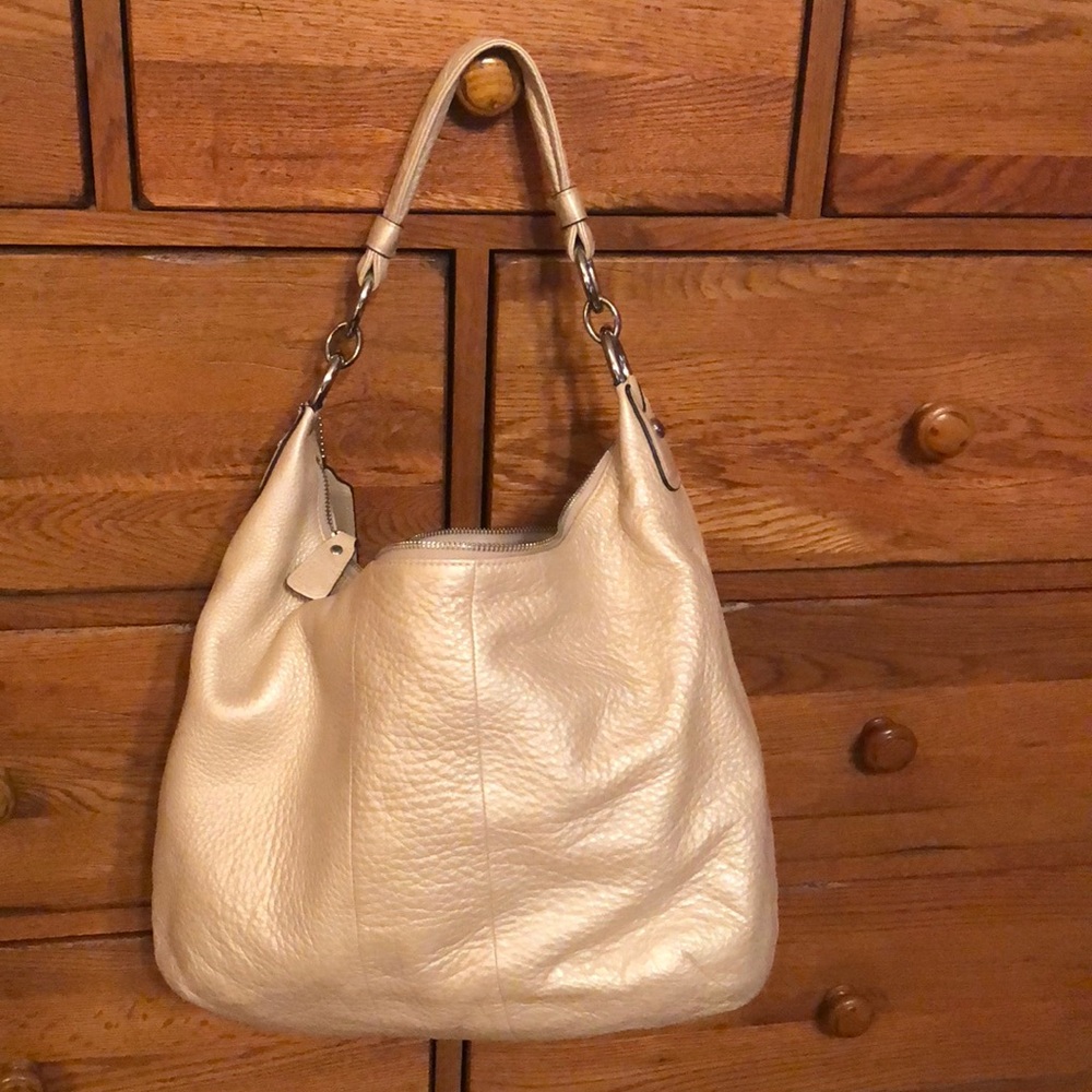 Coach pale gold pearl hobo bag - Picture 2 of 6